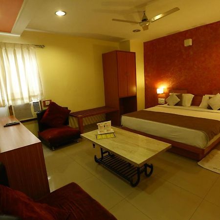 Hotel Paradise Indore Dış mekan fotoğraf