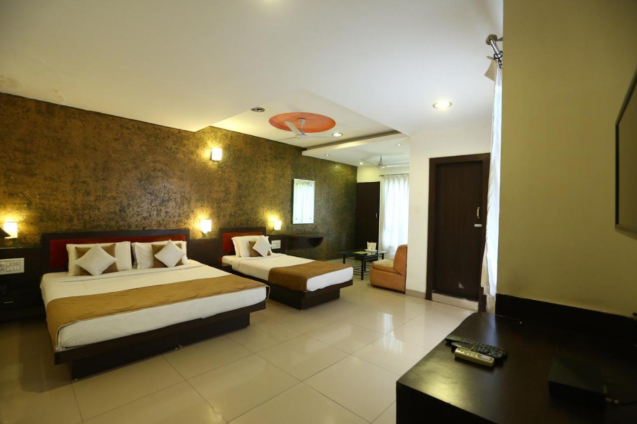 Hotel Paradise Indore Dış mekan fotoğraf